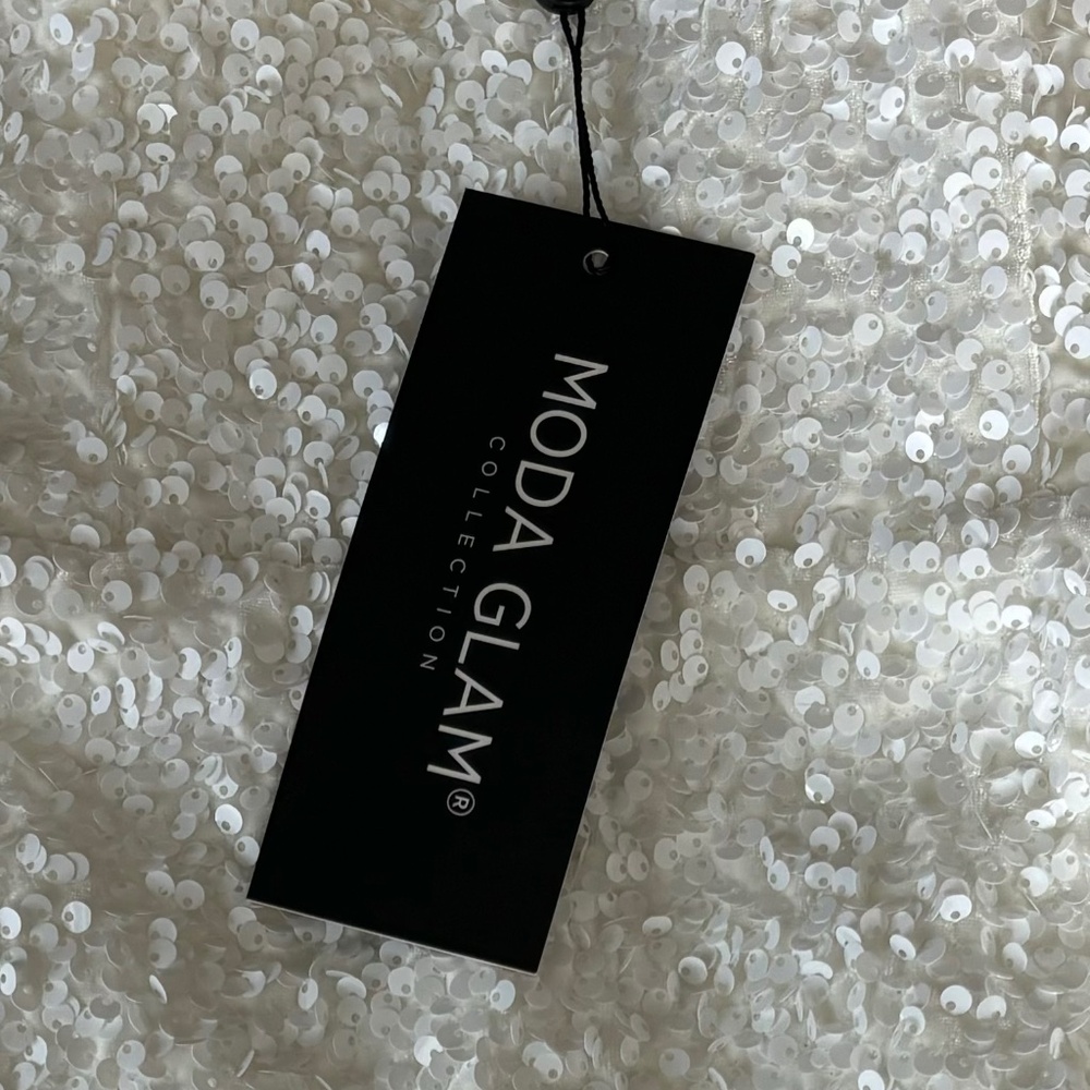 White Moda Glam dress